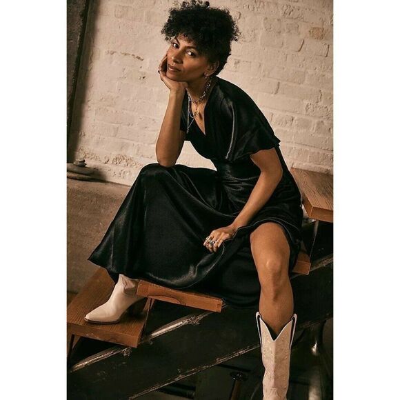 NEW FREE PEOPLE BEATRICE SATIN PLUNGE MAXI DRESS GOWN IN BLACK - Picture 4 of 4